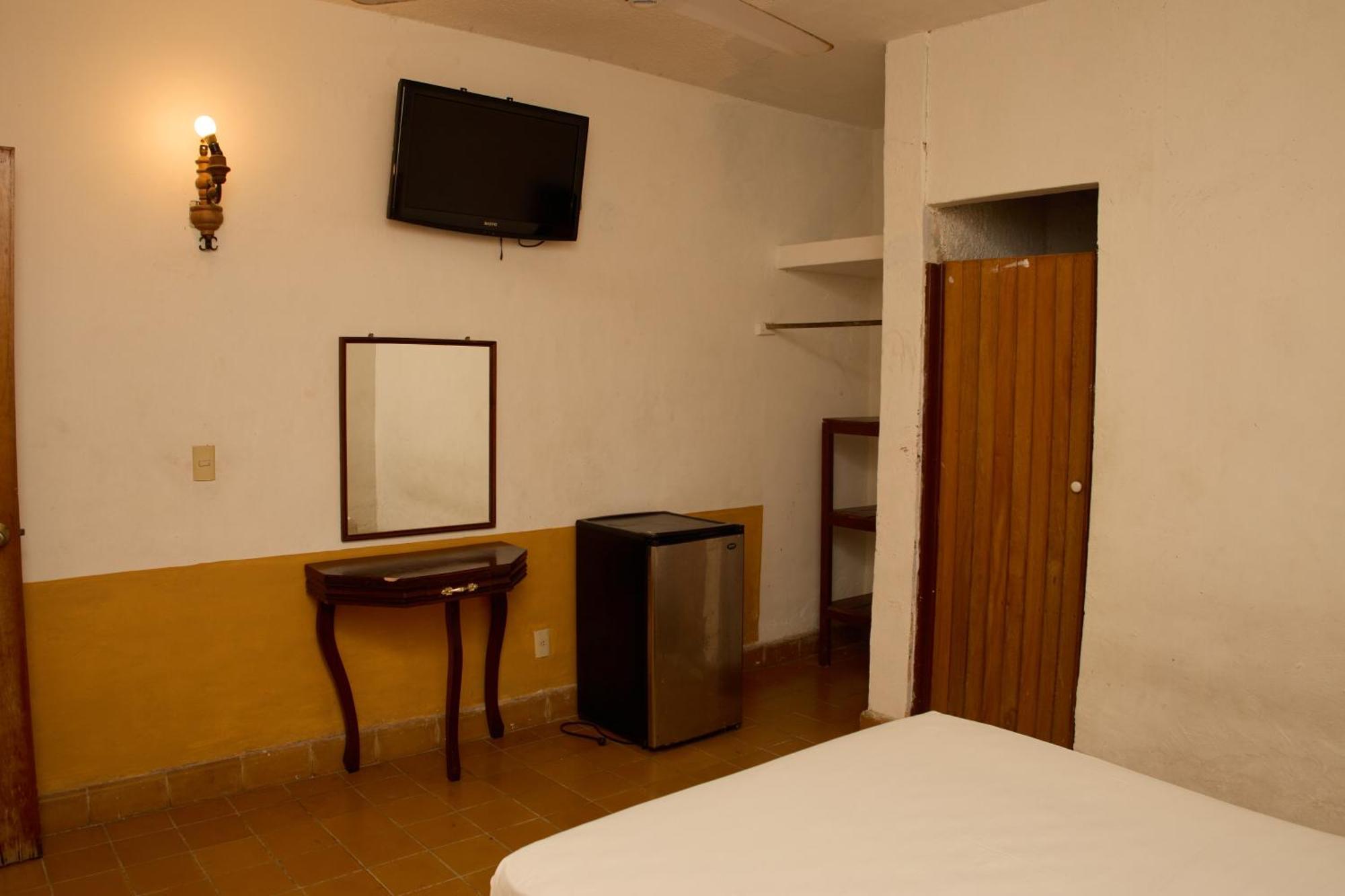 Hotel San Lorenzo Barra de Navidad Ngoại thất bức ảnh