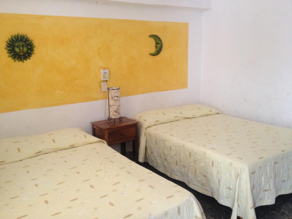 Hotel San Lorenzo Barra de Navidad Phòng bức ảnh