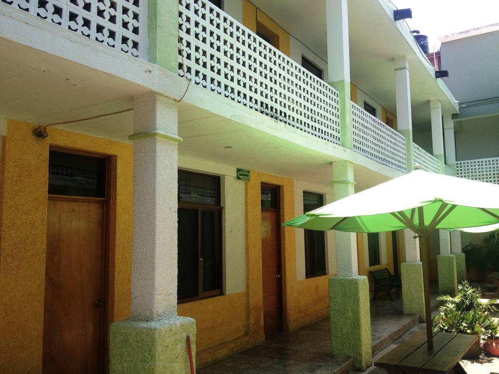 Hotel San Lorenzo Barra de Navidad Ngoại thất bức ảnh