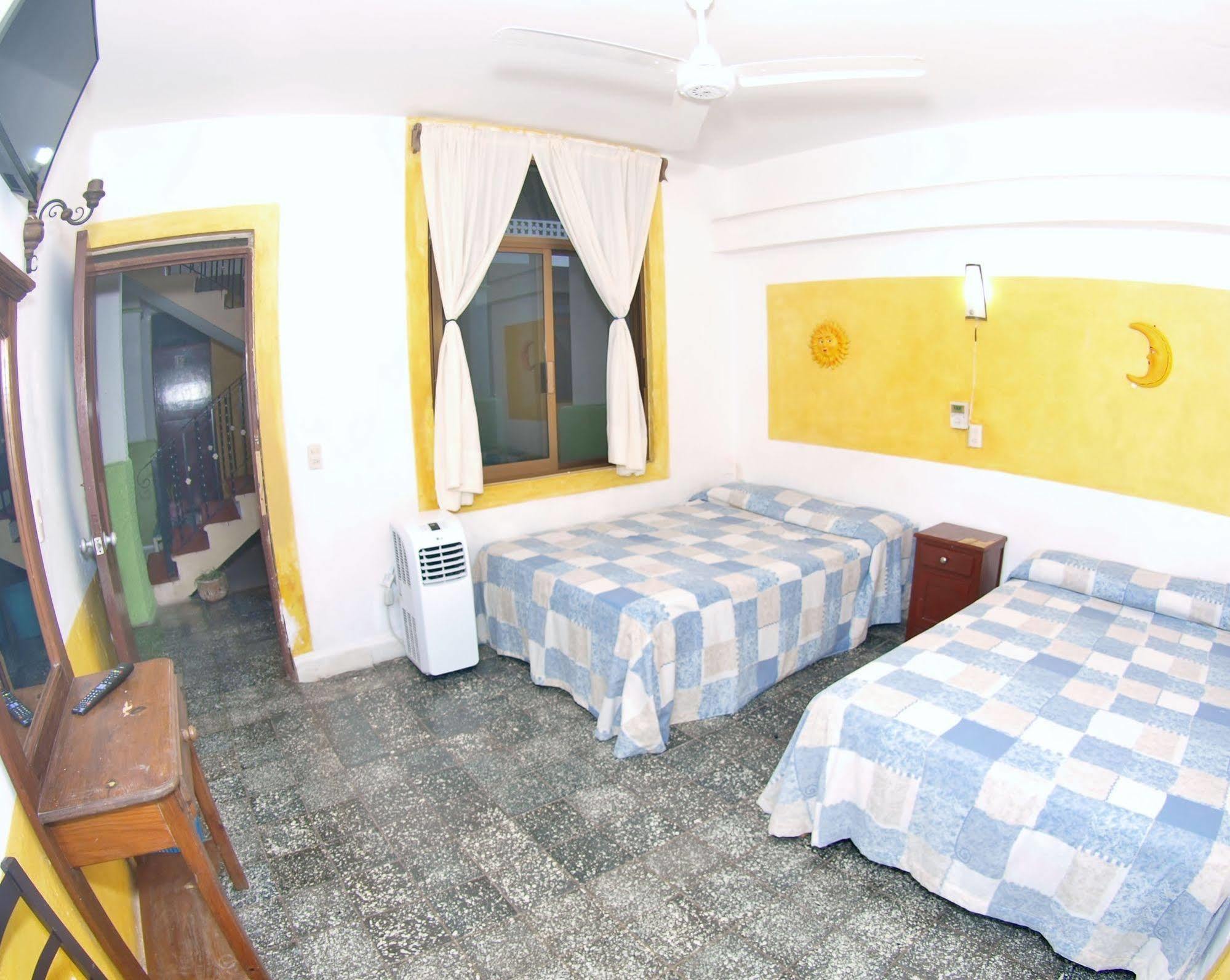 Hotel San Lorenzo Barra de Navidad Ngoại thất bức ảnh