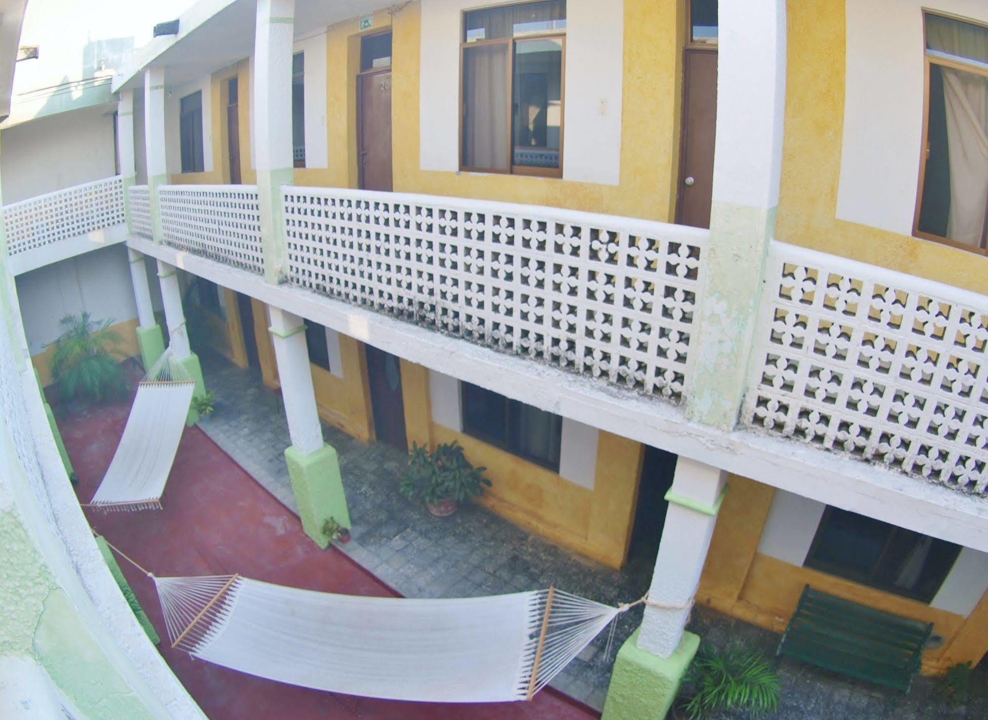 Hotel San Lorenzo Barra de Navidad Ngoại thất bức ảnh